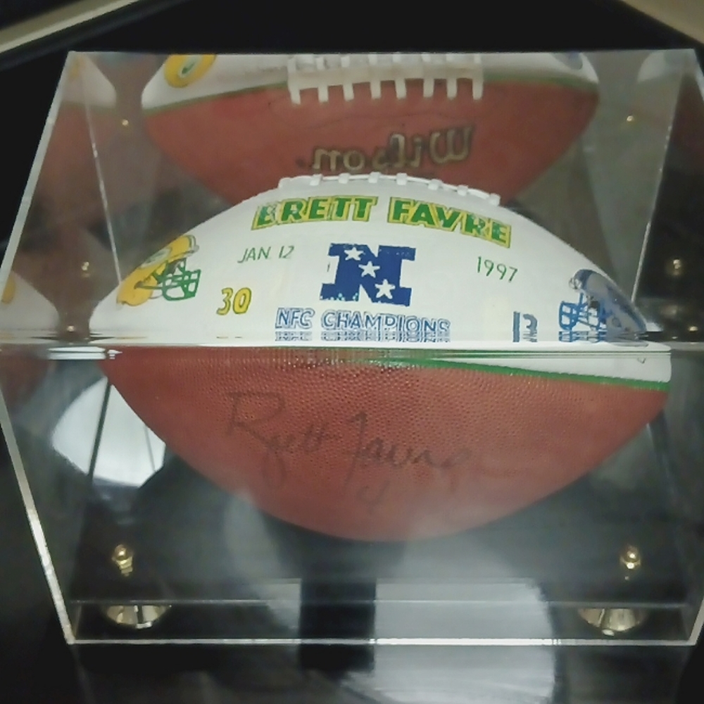 Brett Favre Signed 1997 NFC Championship Football - History was made Jan 12 1997